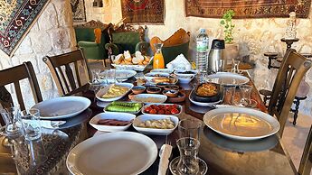 Kemerhan Hotel & Cave Suites