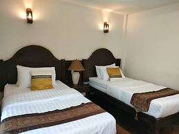 Apirata Resort
