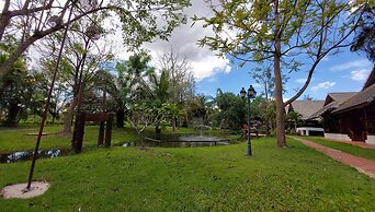 Apirata Resort