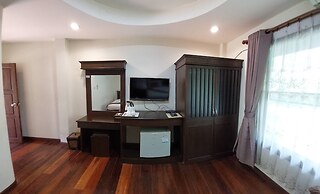 Apirata Resort