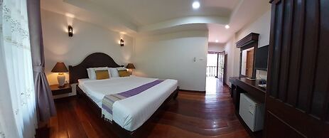 Apirata Resort