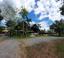 Apirata Resort