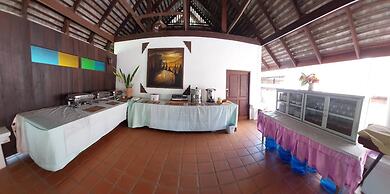 Apirata Resort