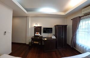 Apirata Resort