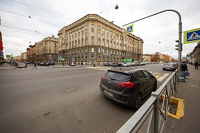 Avenue Hotel