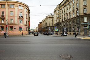 Avenue Hotel