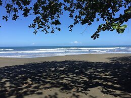 Playa Negra Guesthouse