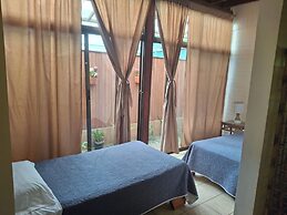 Playa Negra Guesthouse