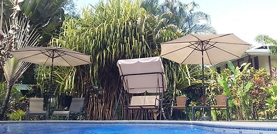 Playa Negra Guesthouse