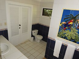 Playa Negra Guesthouse