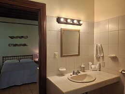Playa Negra Guesthouse