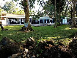 Cahuita Inn