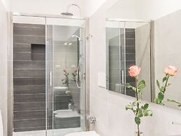Residenza Ottaviano 105 by Hili