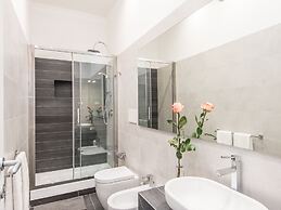 Residenza Ottaviano 105 by Hili
