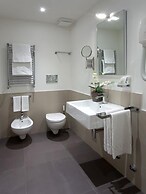 Regola Suite