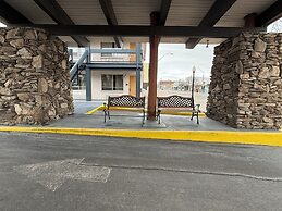 Thunderbird Motel