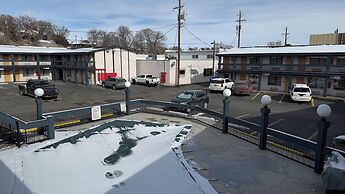 Thunderbird Motel
