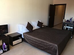 Beach Aparthotel Salt Lake