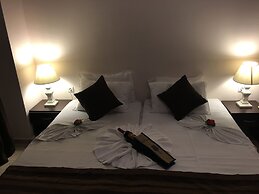 Beach Aparthotel Salt Lake