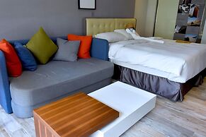 3 Door Hotel