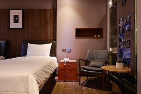 3 Door Hotel