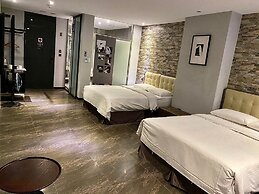 3 Door Hotel