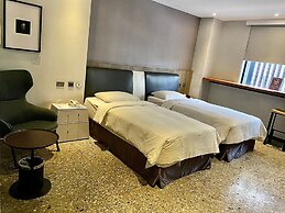 3 Door Hotel