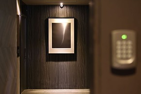 3 Door Hotel