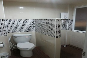 Winhouse Hotel