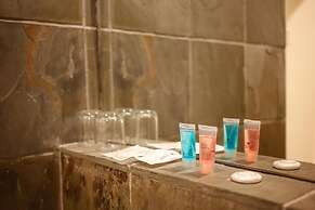 Art Cottage Boutique Hotel