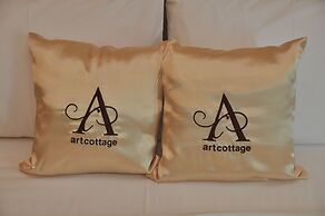Art Cottage Boutique Hotel