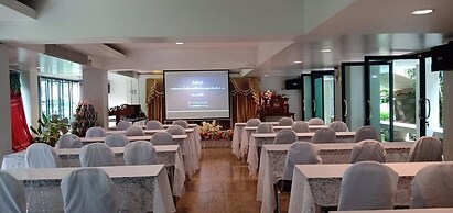 Green Hill Resort