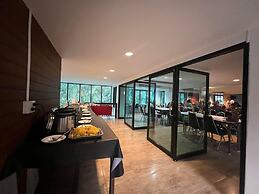 Green Hill Resort