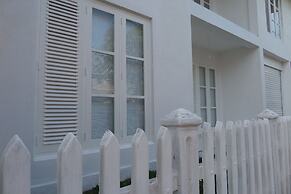 White Villa Ambalangoda