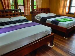 Jungle Bay Resort