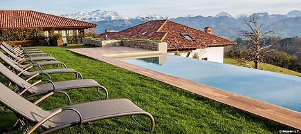 Puebloastur Eco-Resort Wellness & Spa
