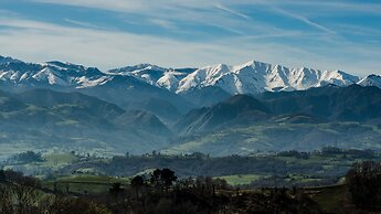 Puebloastur Eco-Resort Wellness & Spa