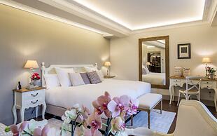 Puebloastur Eco-Resort Wellness & Spa