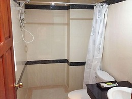 Chalouvanh Hotel