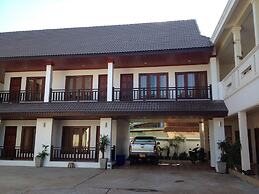Chalouvanh Hotel