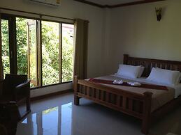 Chalouvanh Hotel