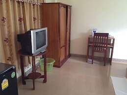 Chalouvanh Hotel