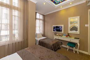 Alpek Hotel