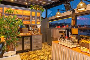Alpek Hotel