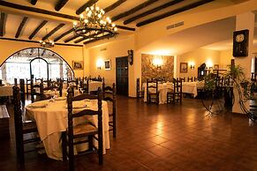 Hospedium Hotel Val de Pinares