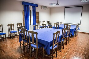 Hospedium Hotel Val de Pinares