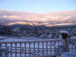 Hospedium Hotel Val de Pinares