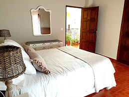 Hospedium Hotel Val de Pinares
