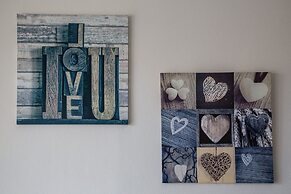 Paphos Love Hut Apartment