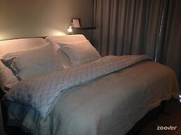 B&B Yaca